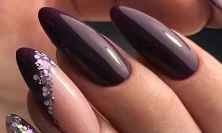 Sexy purple nail art