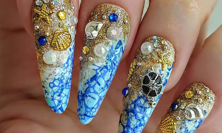 Gems and Texture Nail